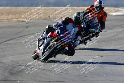 media/Jan-09-2022-SoCal Trackdays (Sun) [[2b1fec8404]]/Turns 9 and 8 (920am)/